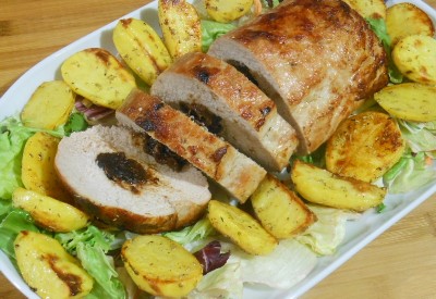 Schab faszerowany śliwkami