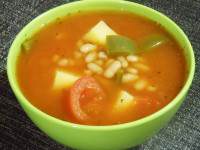 Zupa fasolowo-pomidorowa