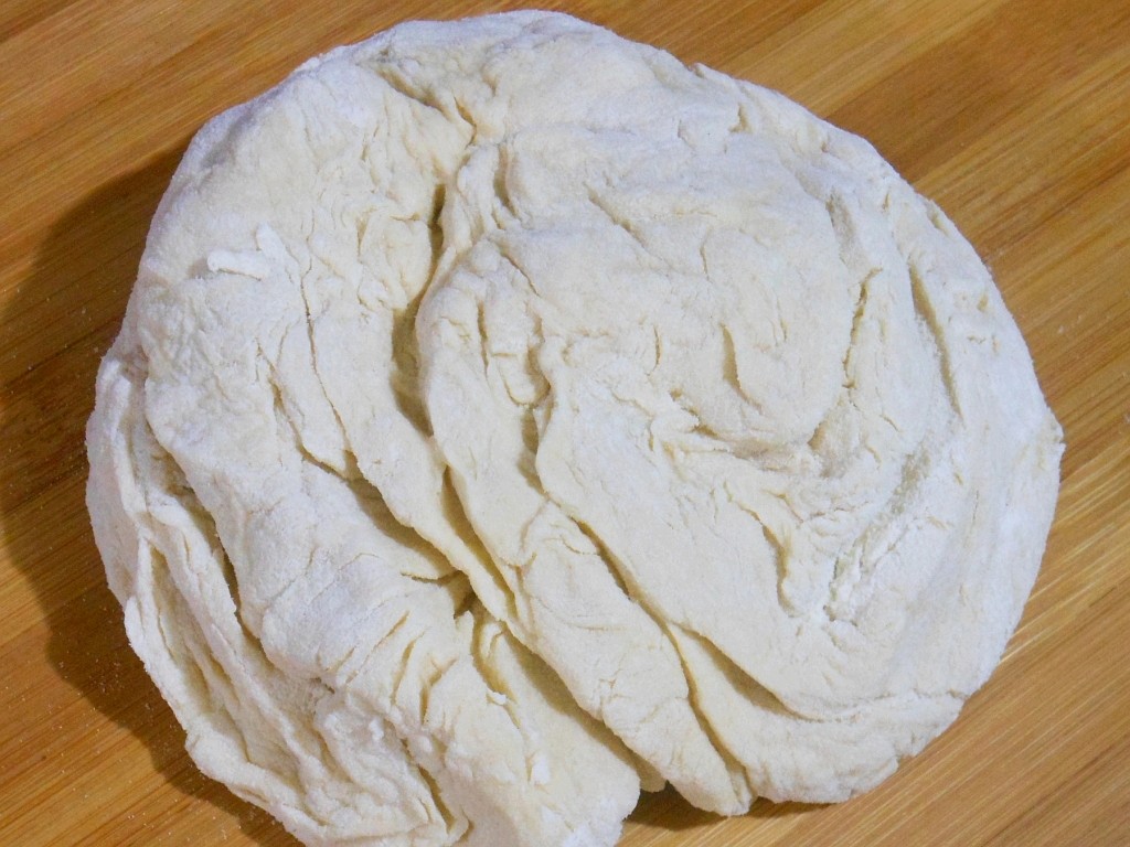 Ciasto na pierogi gotowane