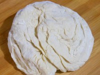 Ciasto na pierogi gotowane