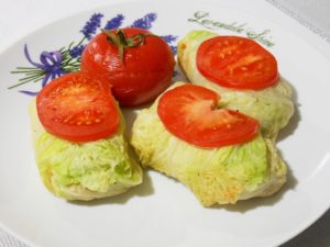 Pieczone gołąbki z mięsem i ryżem